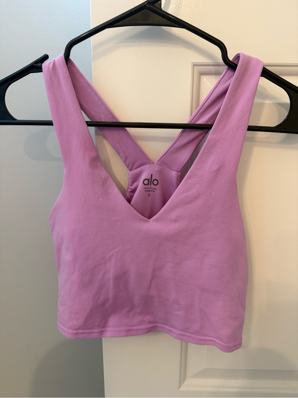 ALO Yoga Lavender Pink V-Neck Racerback Tank Top